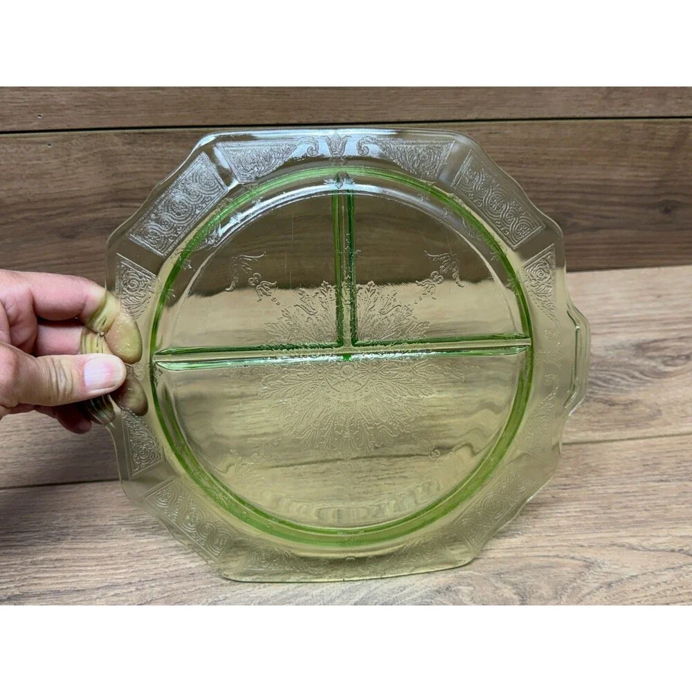 Anchor Hocking Princess Green Uranium Depression Glass Grill Plate 9.5